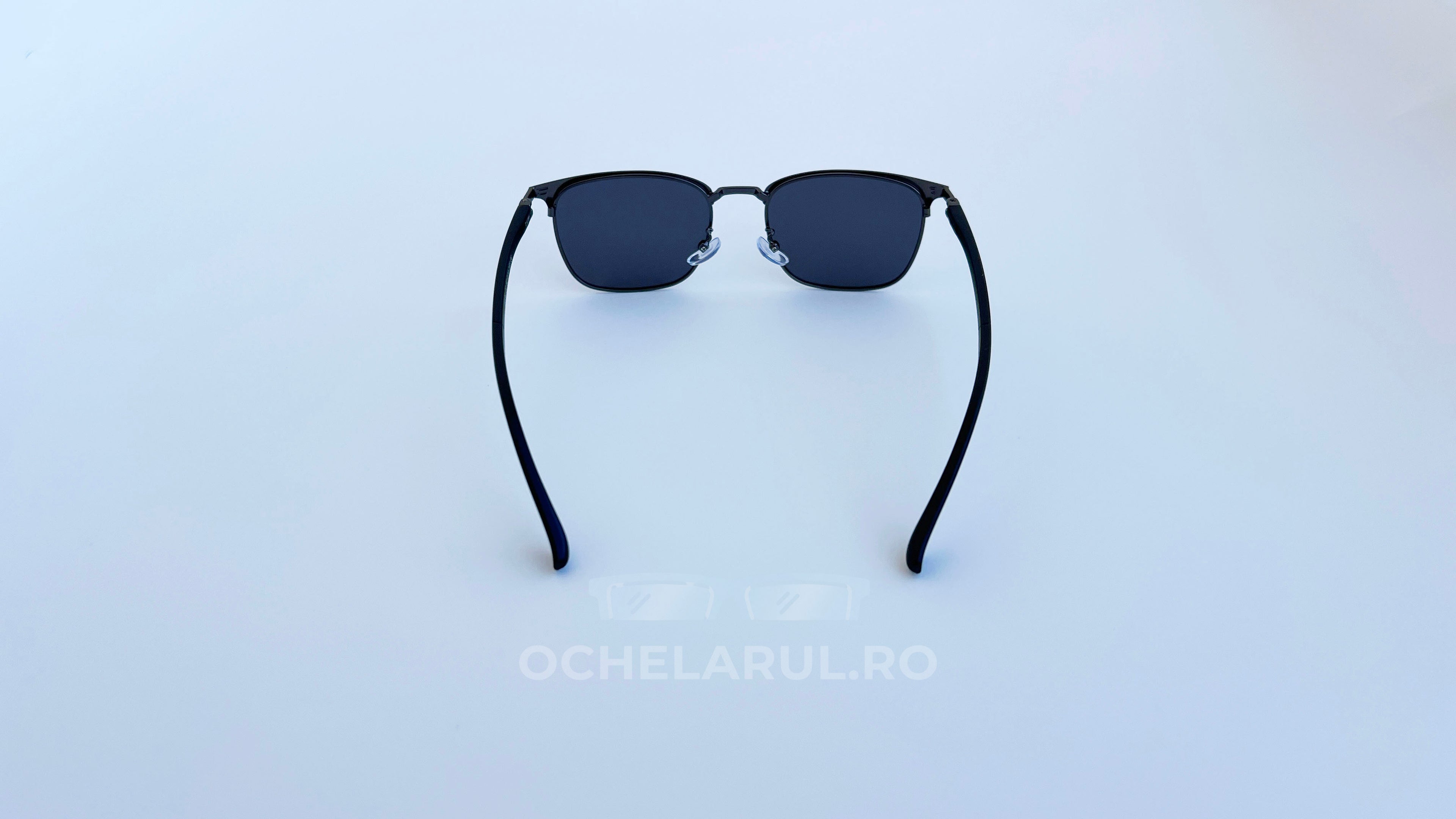Ochelari de soare Armani EA2164D Style Polarizati, rama gri gunmetal si lentile negre, vedere spate
