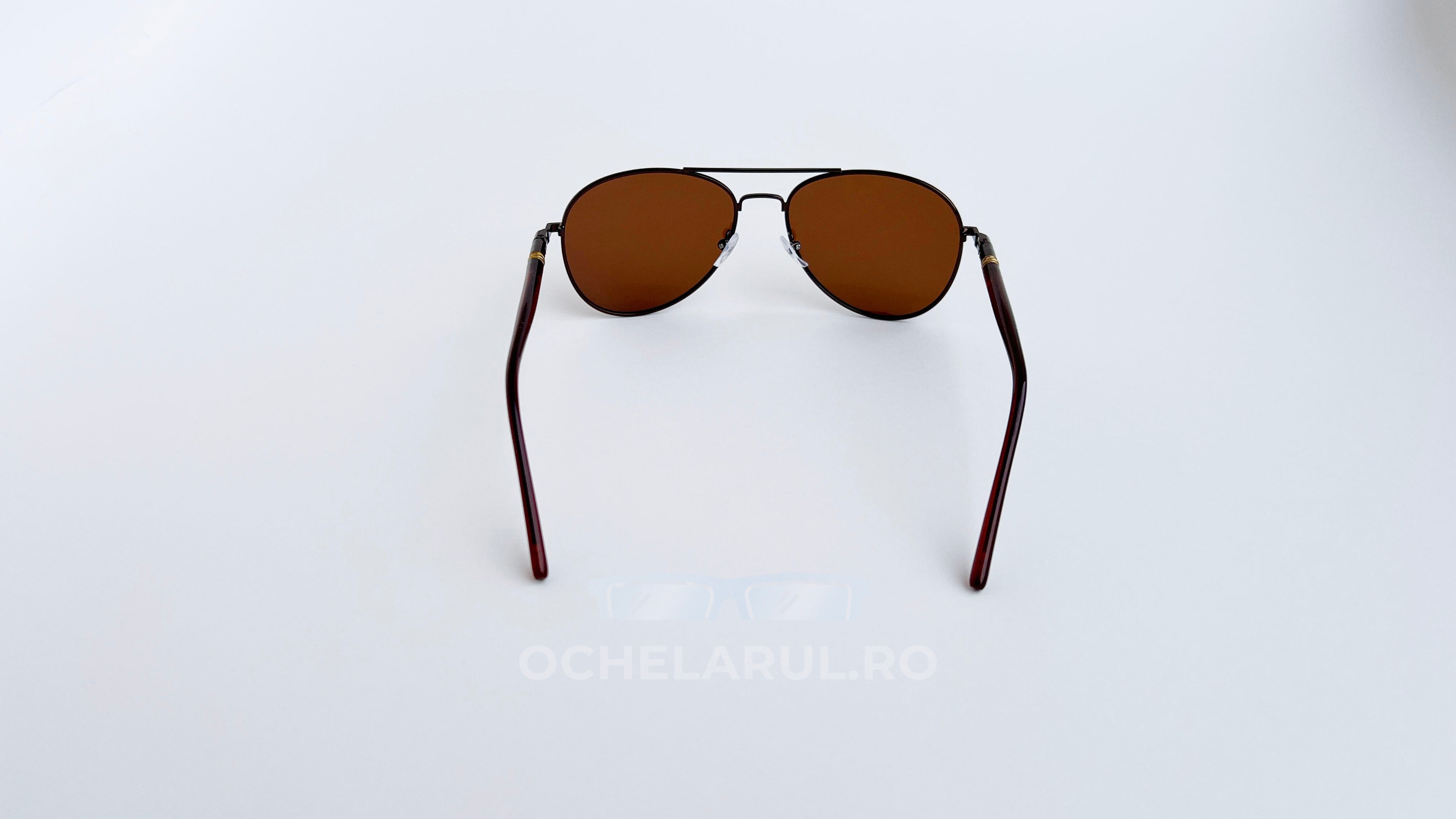 Ochelari de soare Aviator Polarizați cu rame și lentile maro, design clasic pentru bărbați.