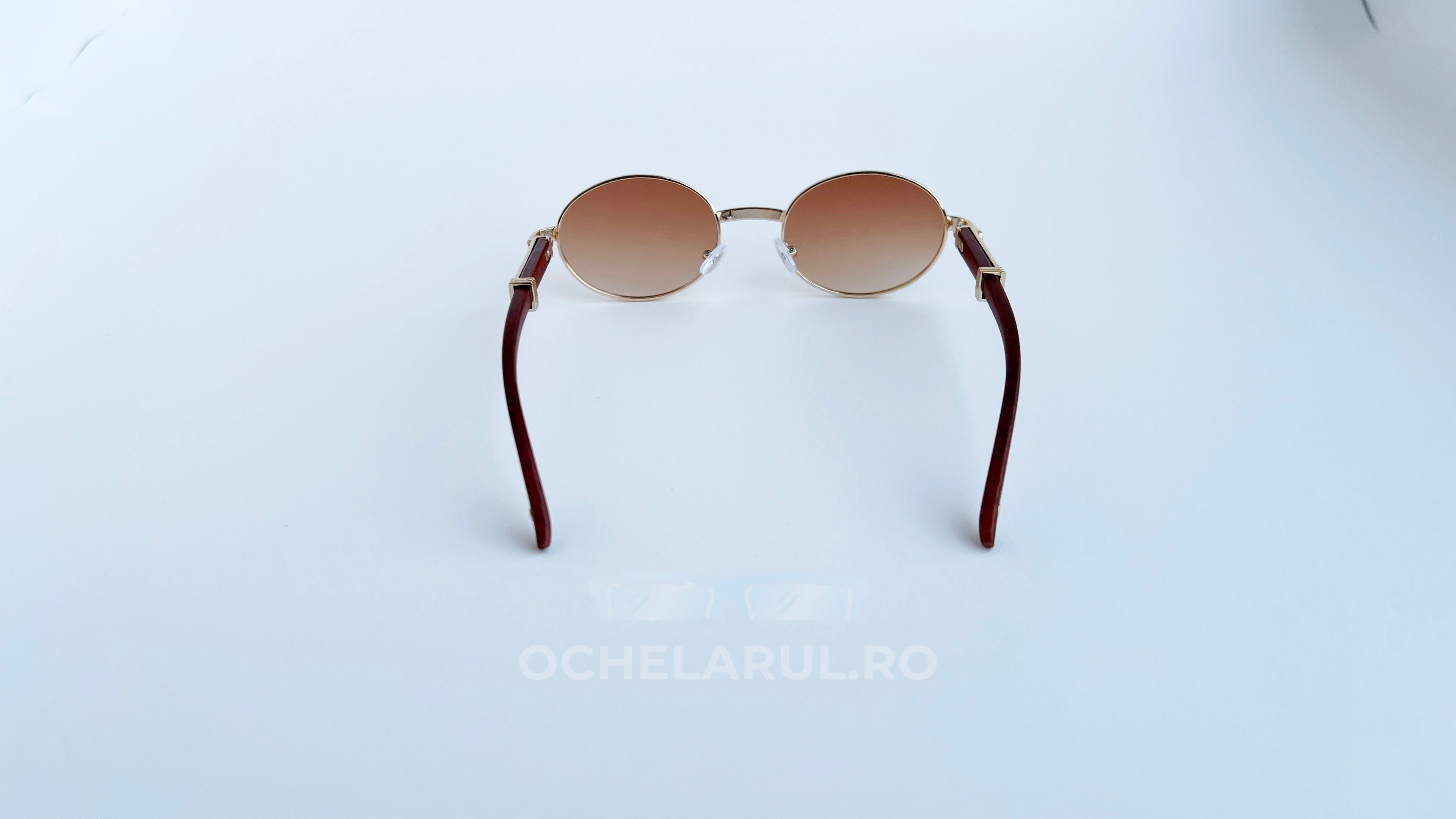 Ochelari de soare Cartier Giverny Style cu rame aurii și lentile maro degrade, design elegant pentru bărbați.