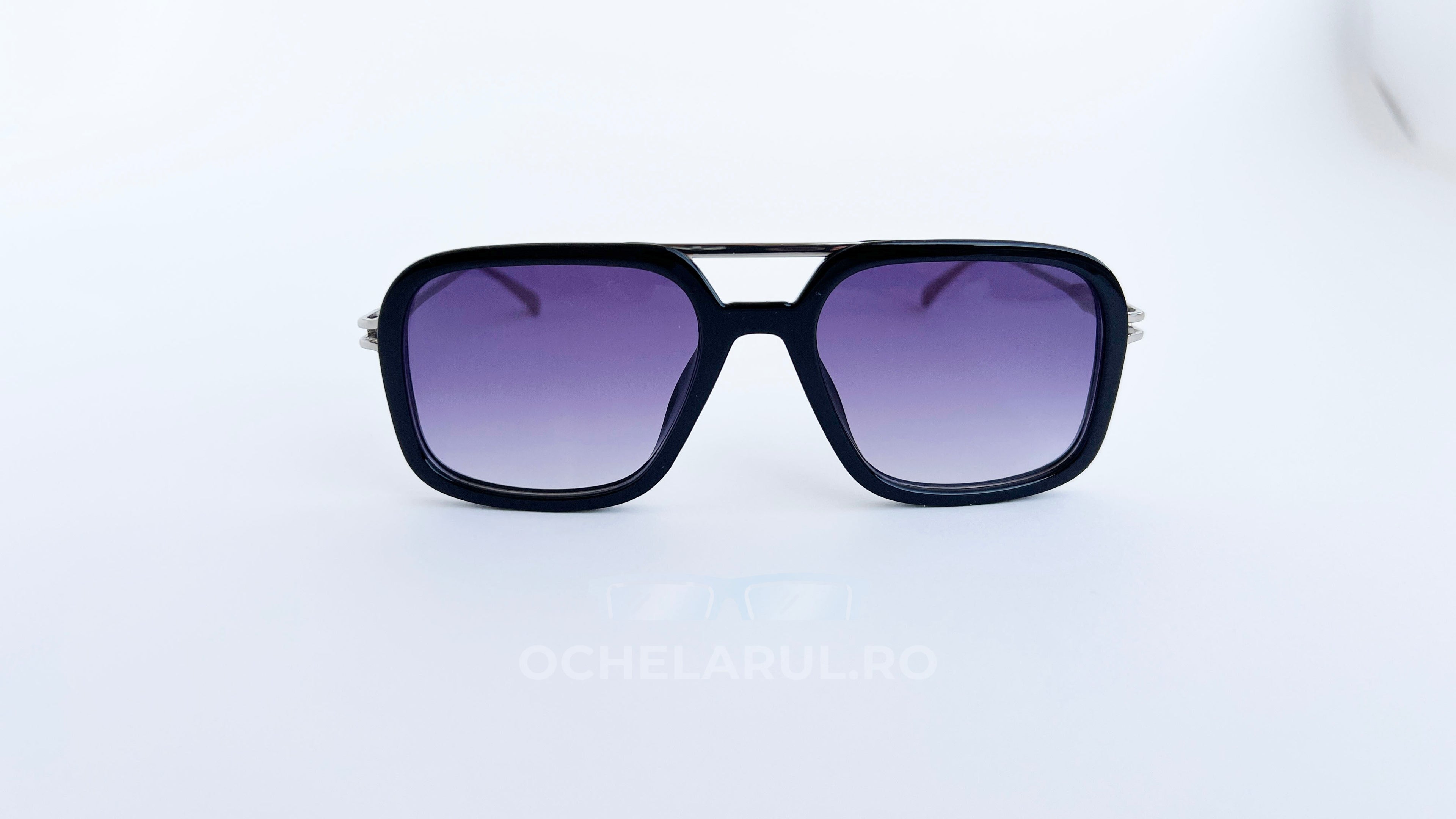 Ochelari de soare David Beckham 7101S style, rama argintiu-negru si lentile violet degrade, vedere fata aproape