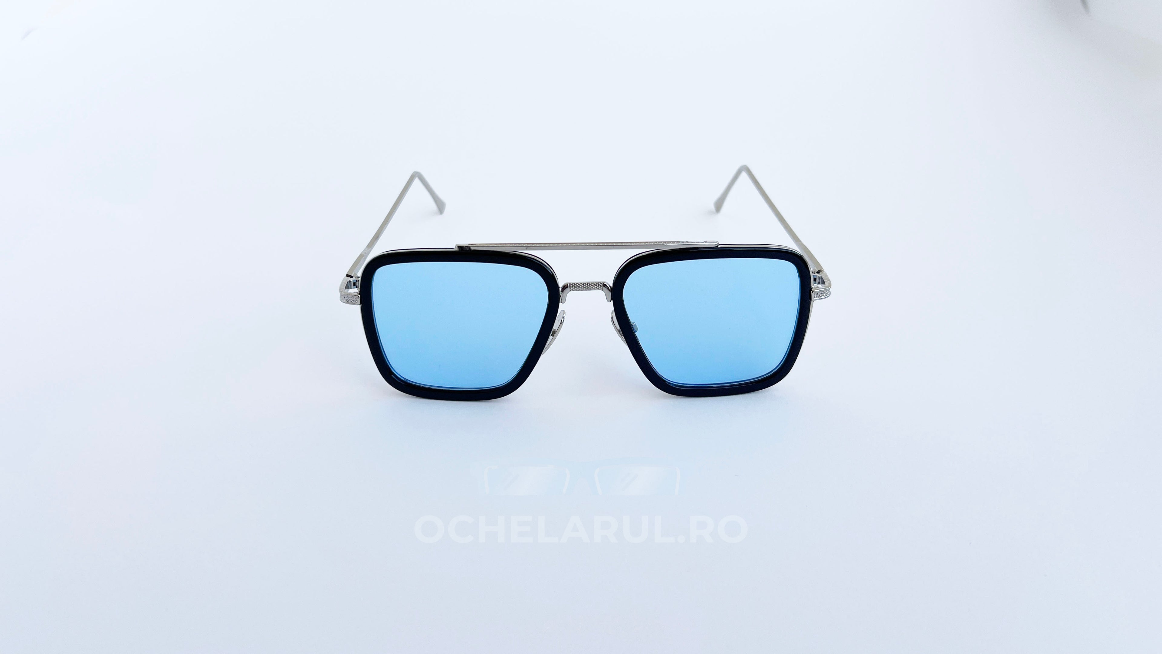 Ochelari de soare Dita Flight, rama argintie-neagra si lentile albastre degrade, vedere fata