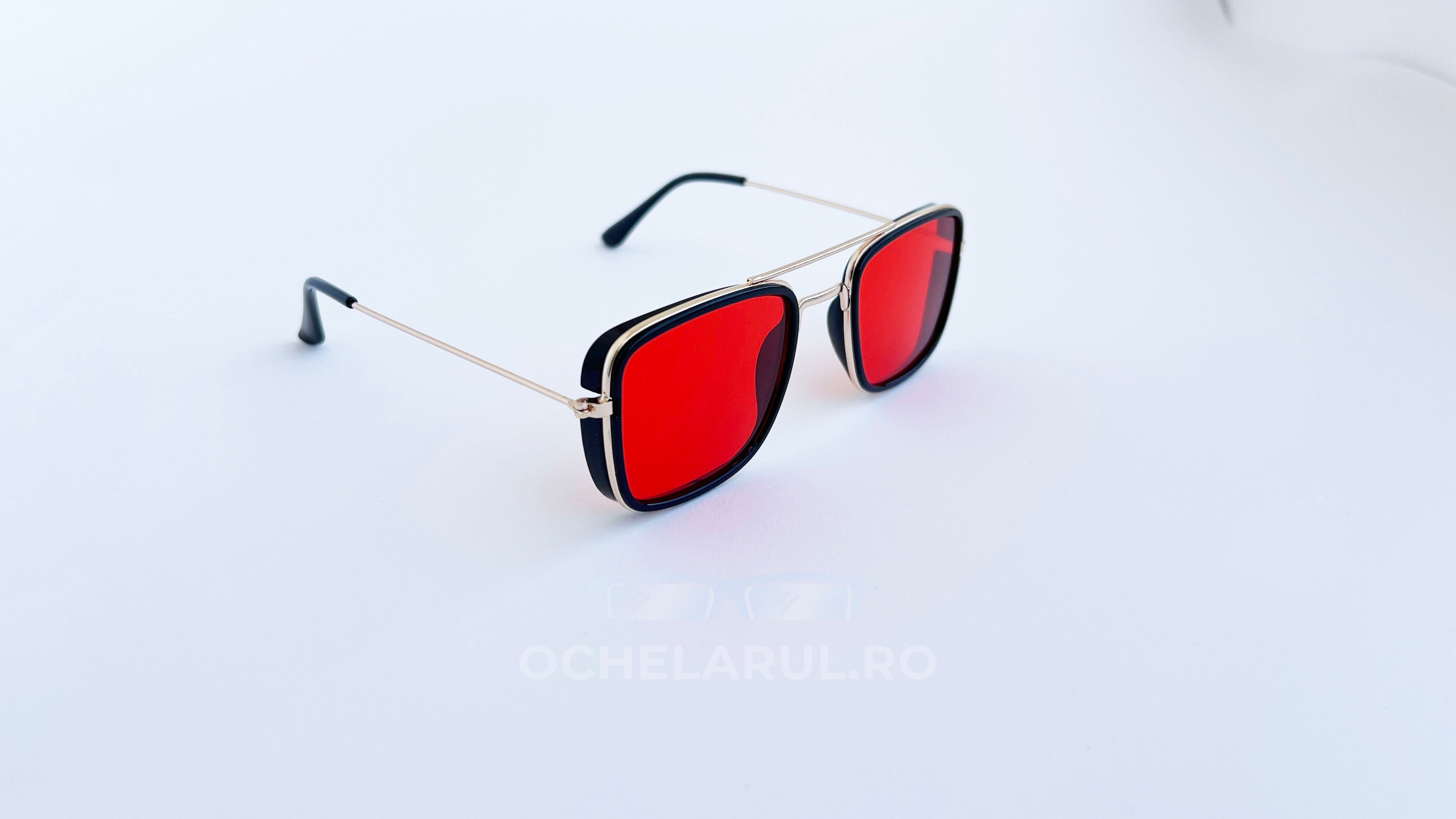 Ochelari de soare Dita Flight Wrap Style - Rama aurie neagra, Lentile rosii - prezentare