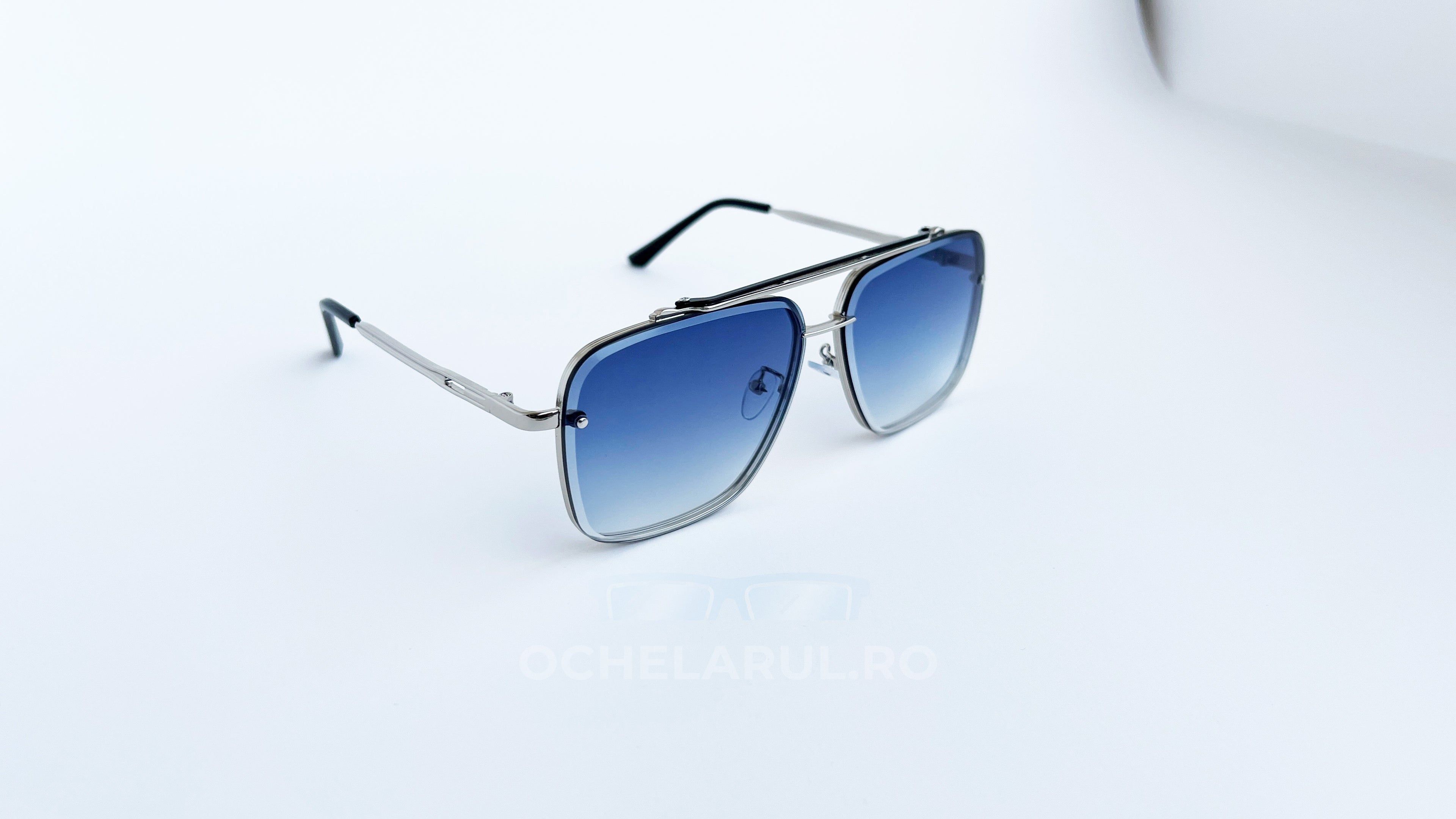 Ochelari de soare Dita Mach Six Style LARGE SIZE cu rame argintii elegante și lentile albastre degrade, design pentru bărbați, prezentare