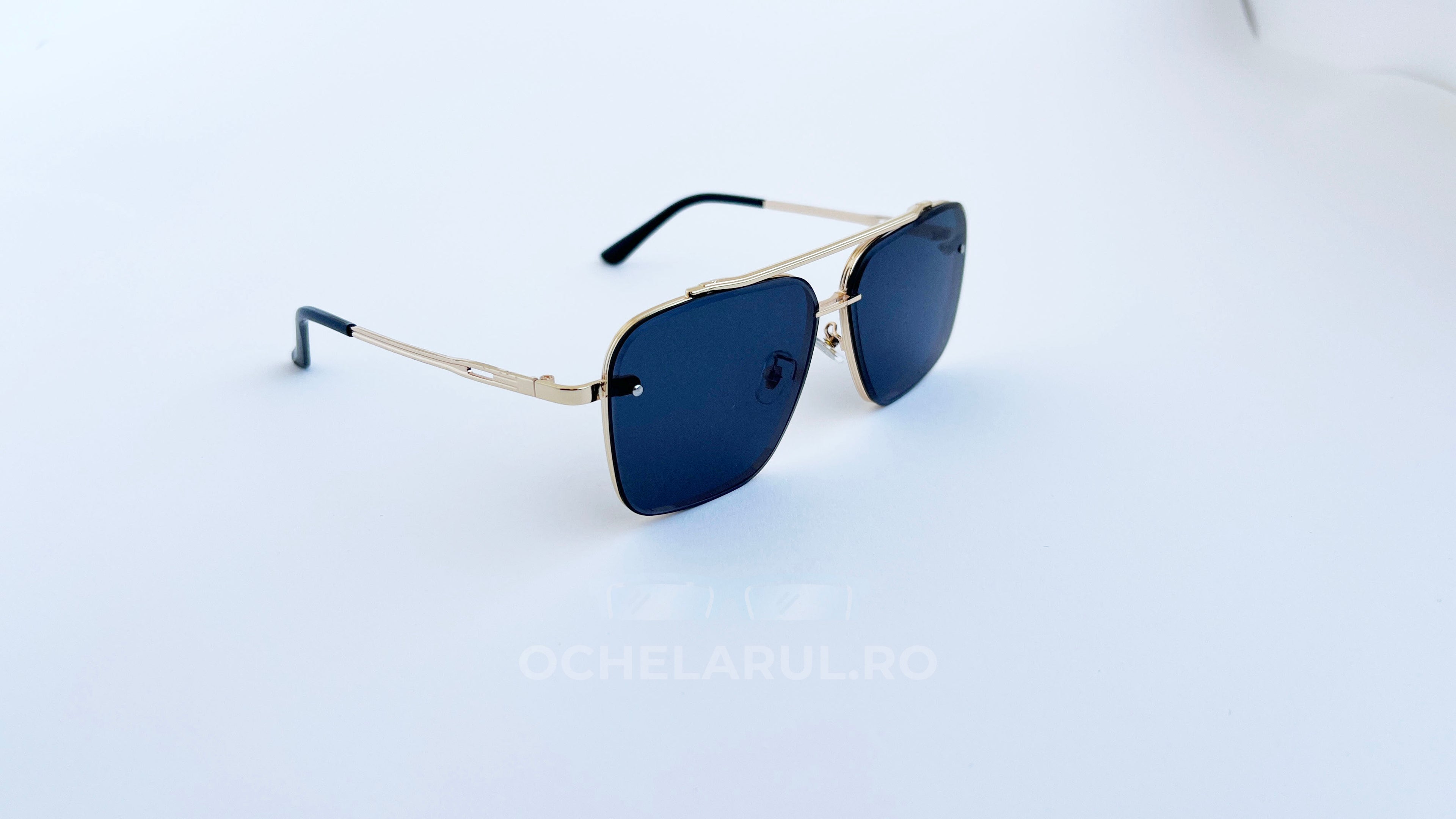 Ochelari de soare Dita Mach Six Style cu rame aurii și lentile negre degrade, design pentru bărbați.