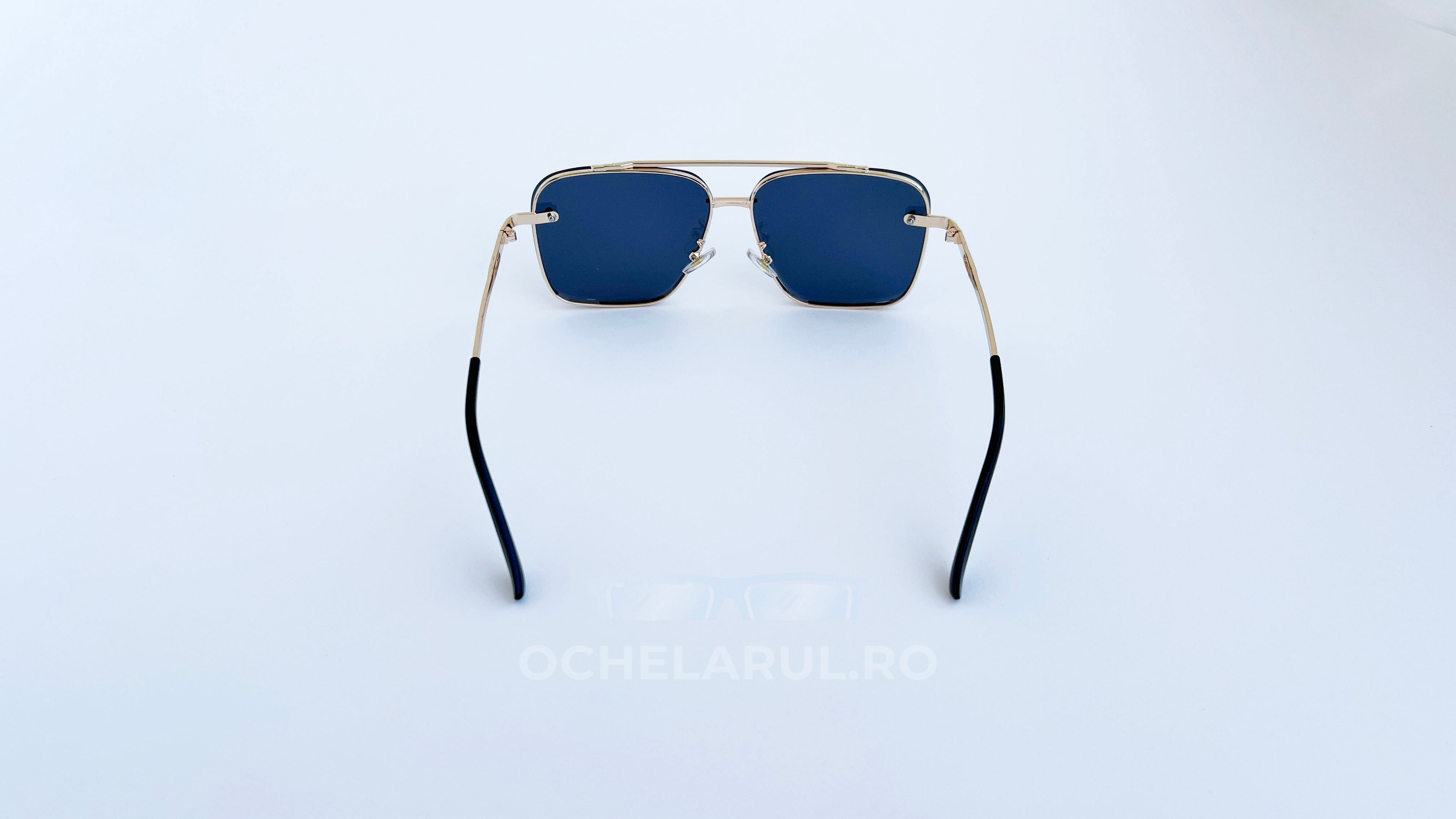 Ochelari de soare Dita Mach Six Style cu rame aurii și lentile negre degrade, design elegant pentru bărbați.