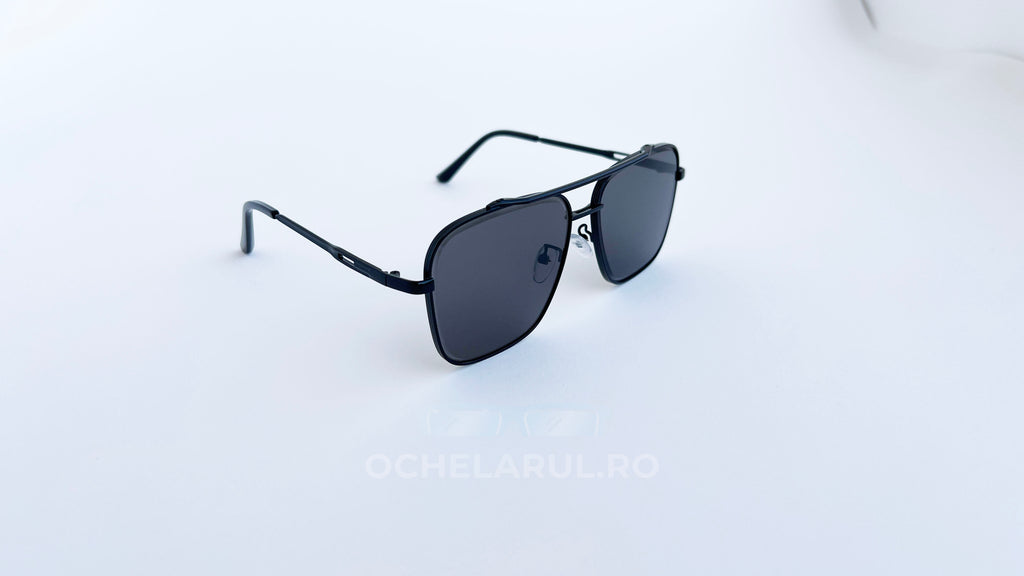 Ochelari de soare Dita Mach Six Style cu rame negre și lentile întunecate, design modern pentru bărbați.