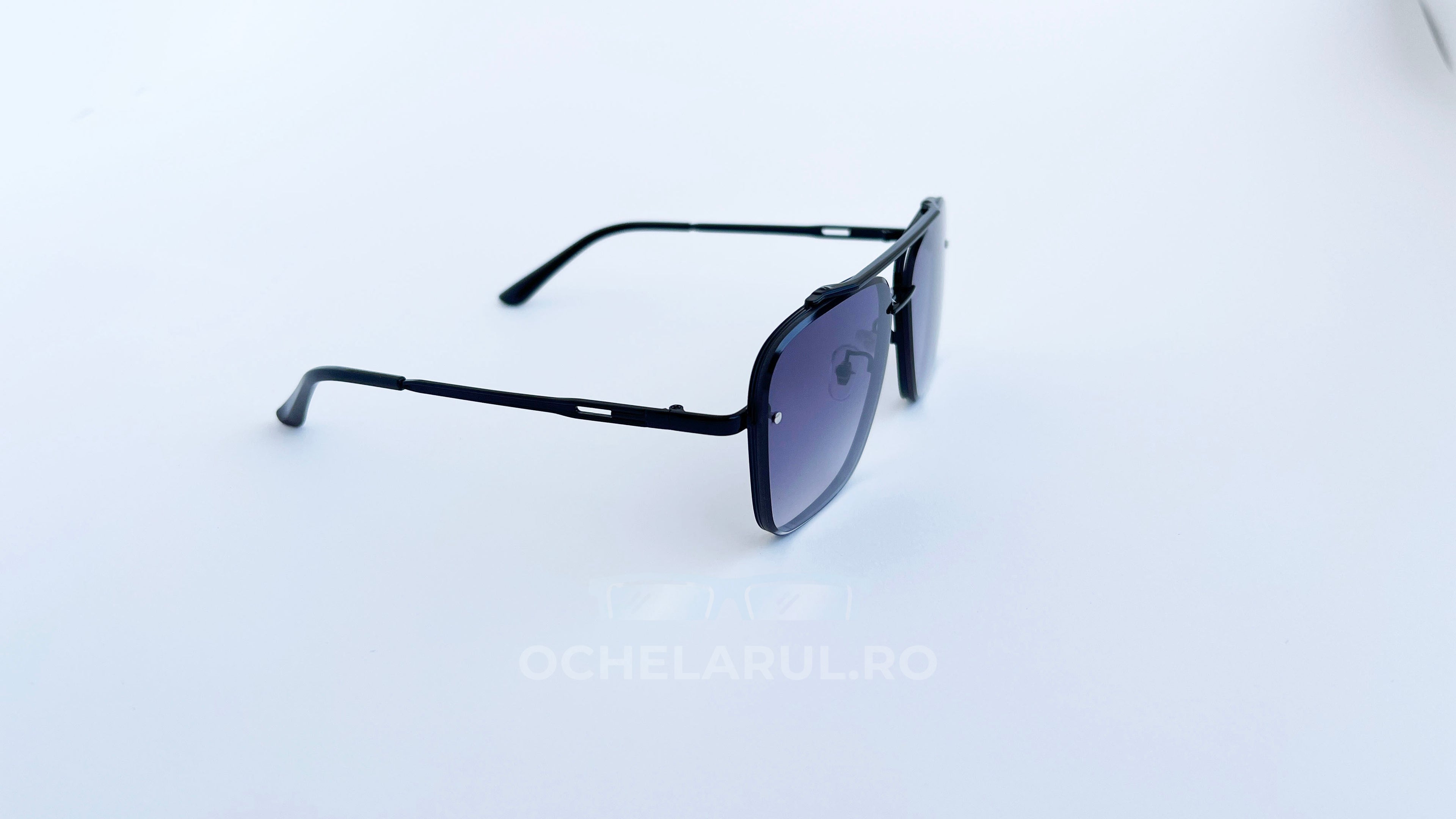 Ochelari de soare Dita Mach Six Style - Rama neagra, Lentile violet degrade - vedere laterala