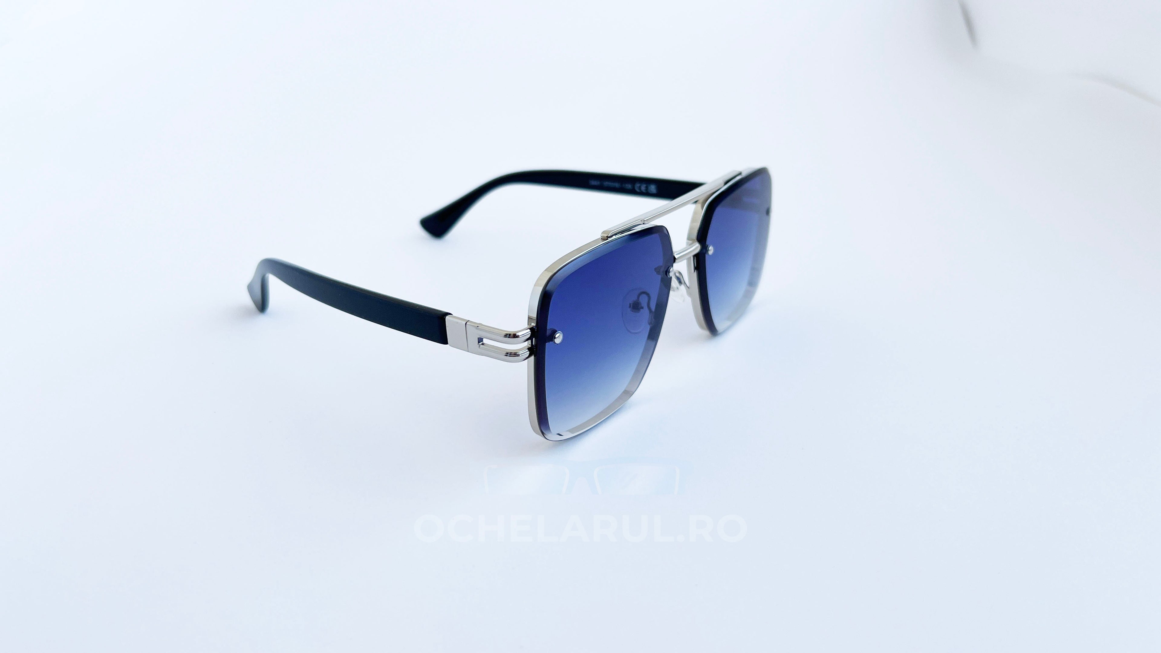 Ochelari de soare Dita Mach Six Style  brate late - Rama argintie neagra, Lentile albastre degrade - prezentare