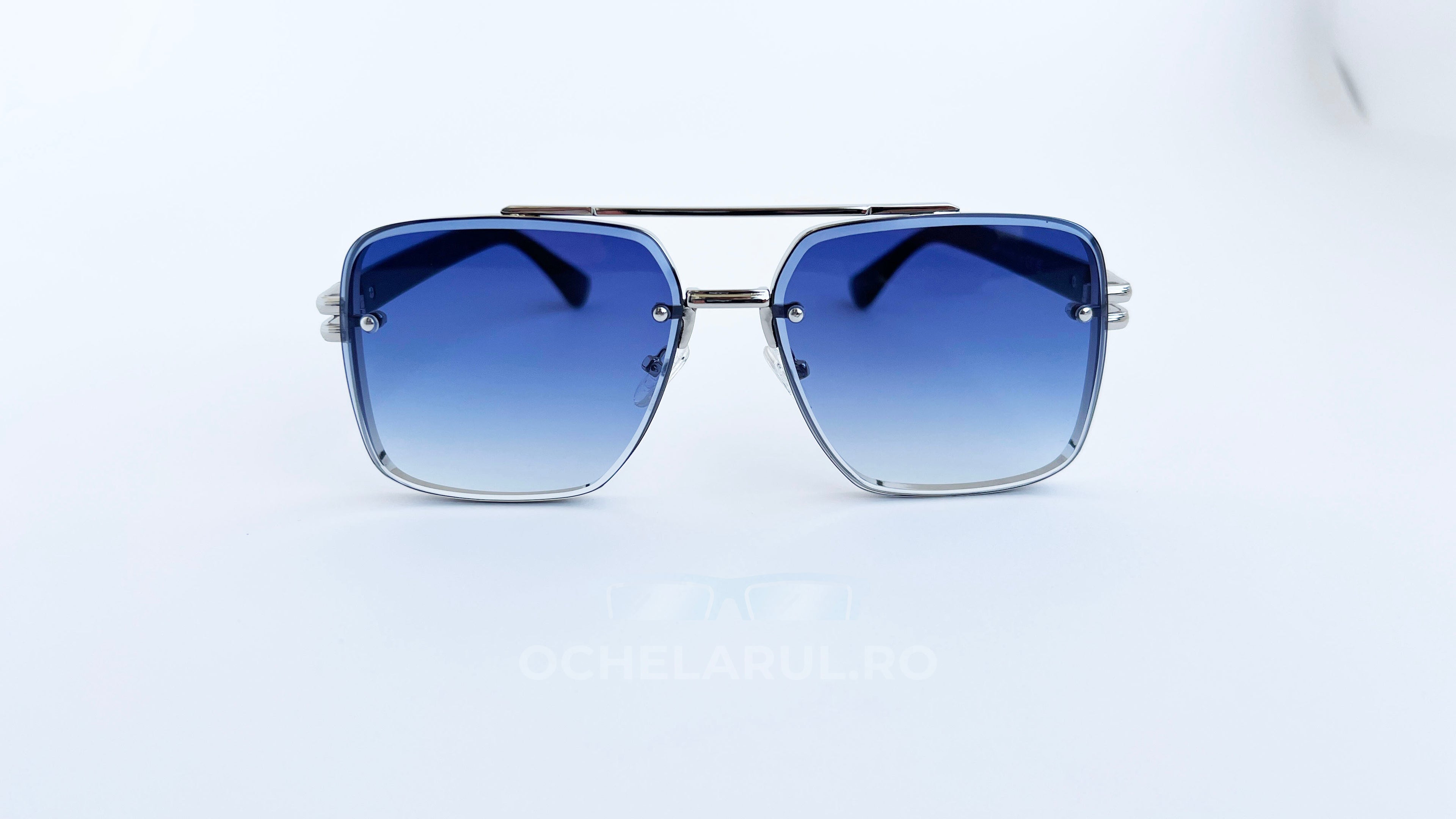 Ochelari de soare Dita Mach Six Style  brate late - Rama argintie neagra, Lentile albastre degrade - vedere fata aproape