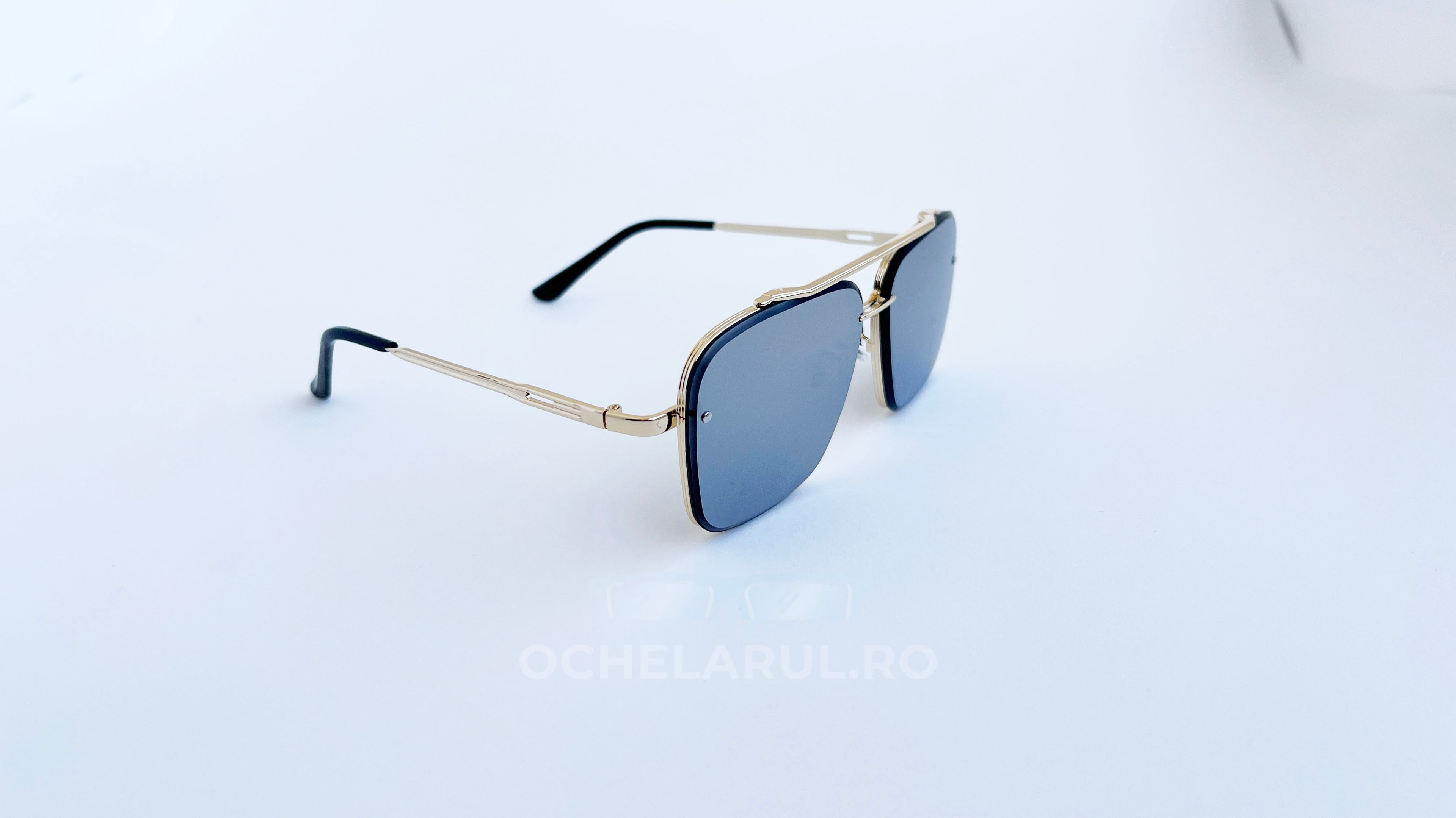 Ochelari de soare Dita Mach Six Style - Rama aurie, Lentile gri oglinda - prezentare