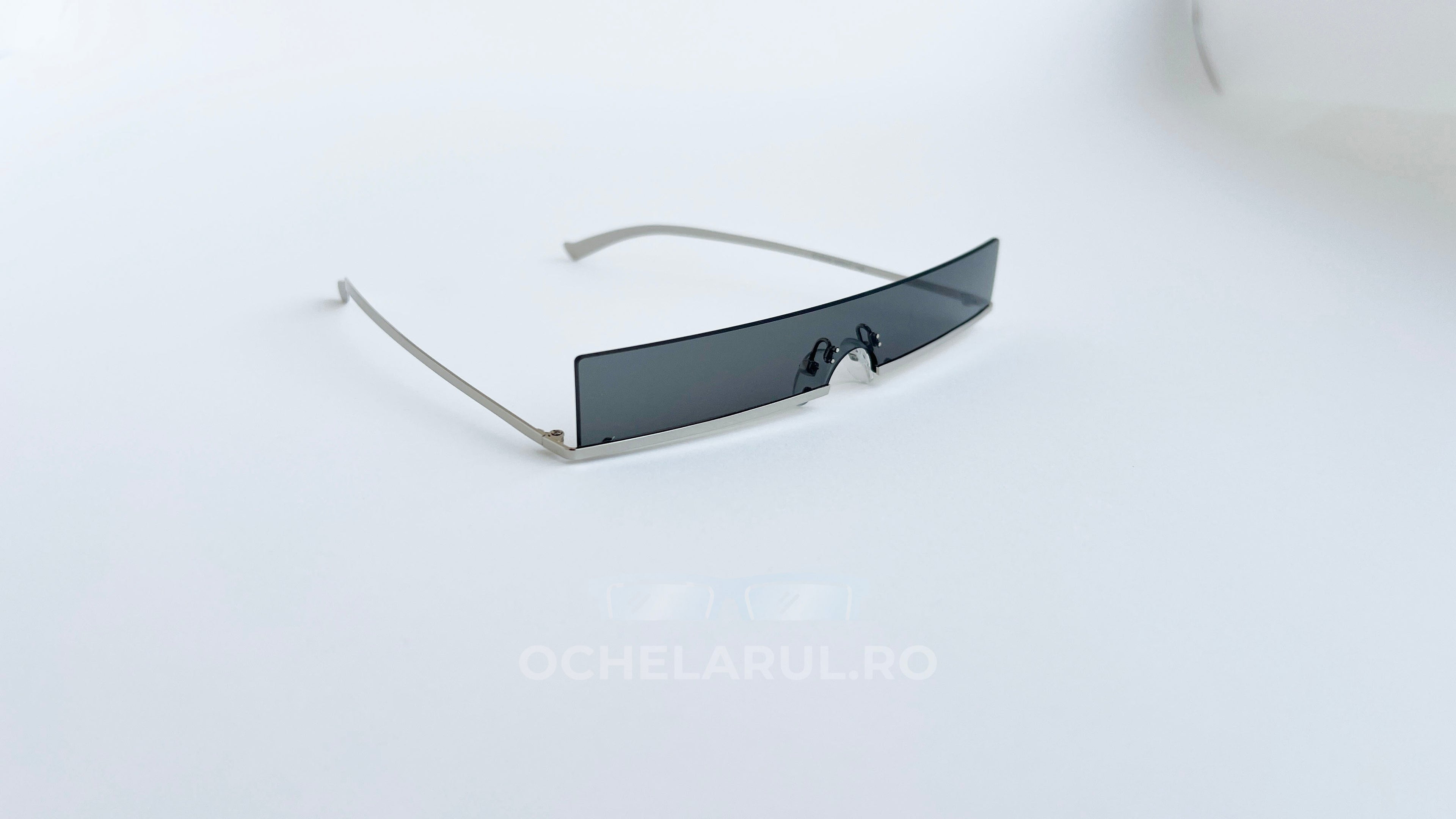 Ochelari de soare Futuriști de Festival