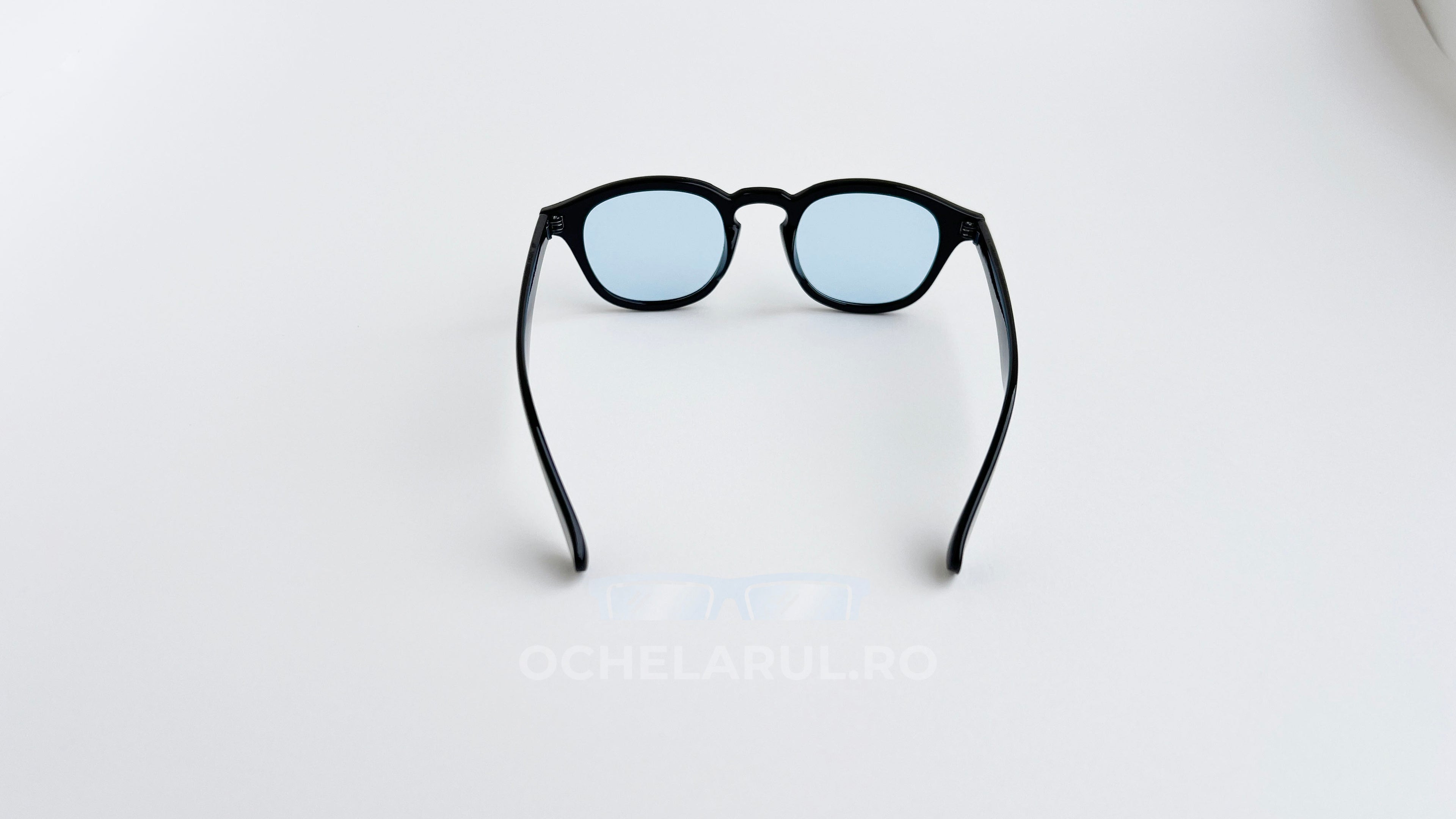 Ochelari de soare Moscot Lemtosh Style cu rame negre și lentile albastre, ochelari de soare bărbați eleganți.