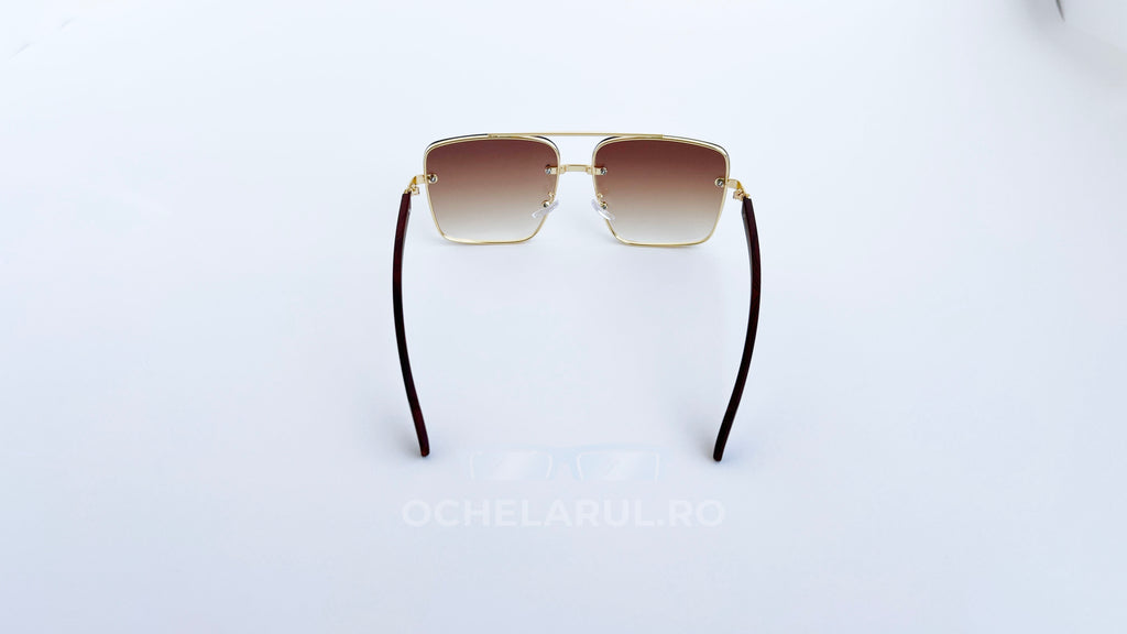 Ochelari de soare Patrati Design Vintage cu rame aurii și lentile maro degrade, eleganți și moderni pentru bărbați.