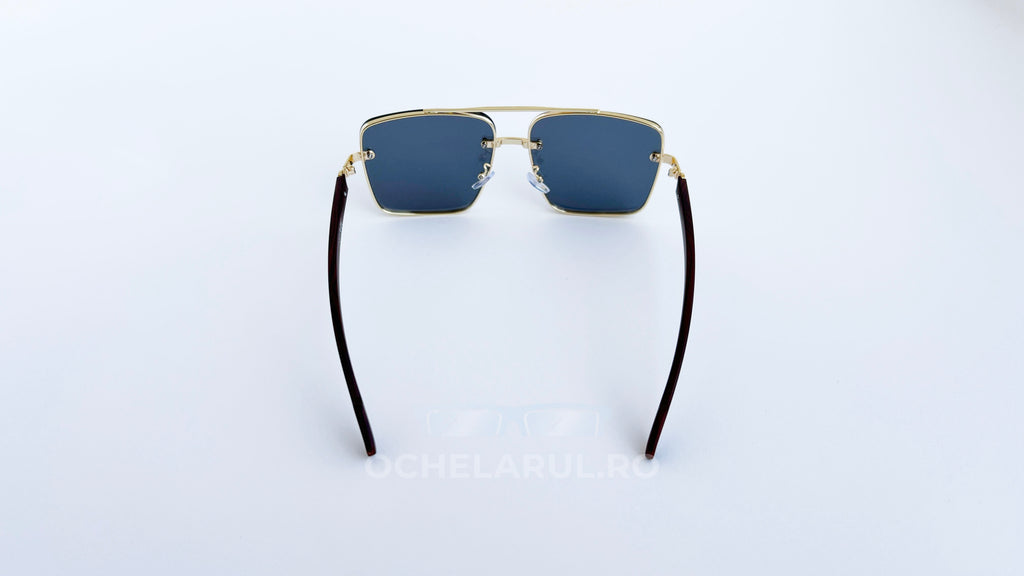 Ochelari de soare Patrati Design Vintage cu rame aurii și maro și lentile negre, stil clasic masculin.