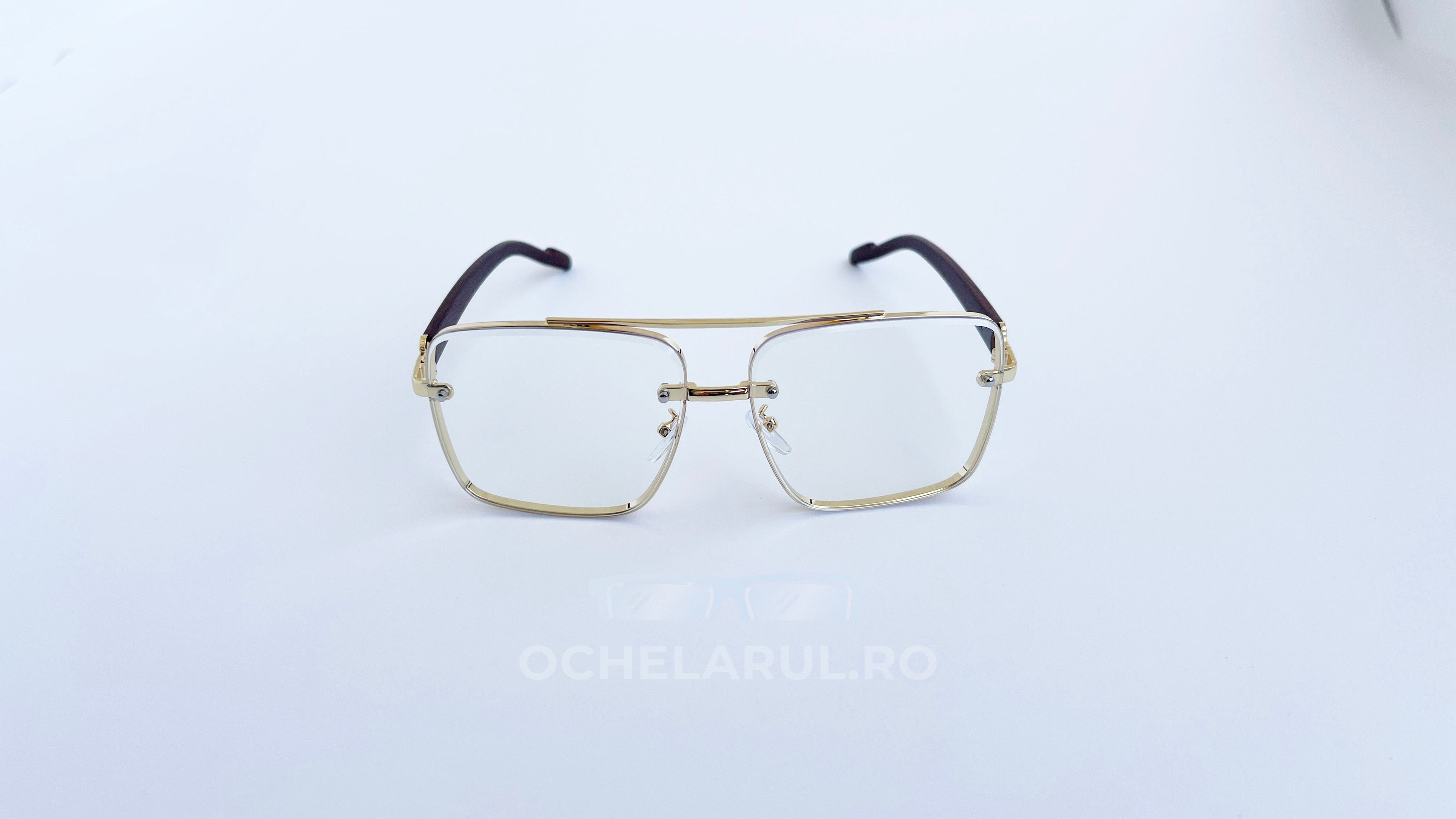 Ochelari Patrati Design Vintage cu ramă aurie și lentile transparente, stil clasic și elegant pentru bărbați.