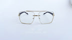 Ochelari Patrati Design Vintage cu rama aurie și lentile transparente, stil retro elegant pentru bărbați și femei.