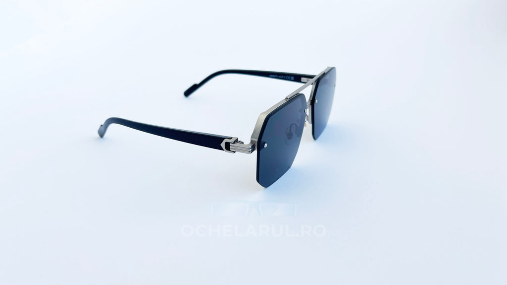 Ochelari de soare rectangulari semi-rim, rama argintie si lentile negre, vedere laterala