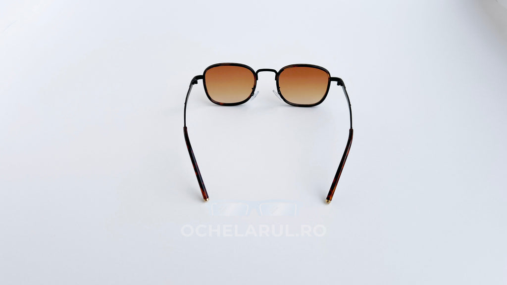 Ochelari de soare retro patrati, rama tortoise bronz si lentile maro degrade, vedere spate