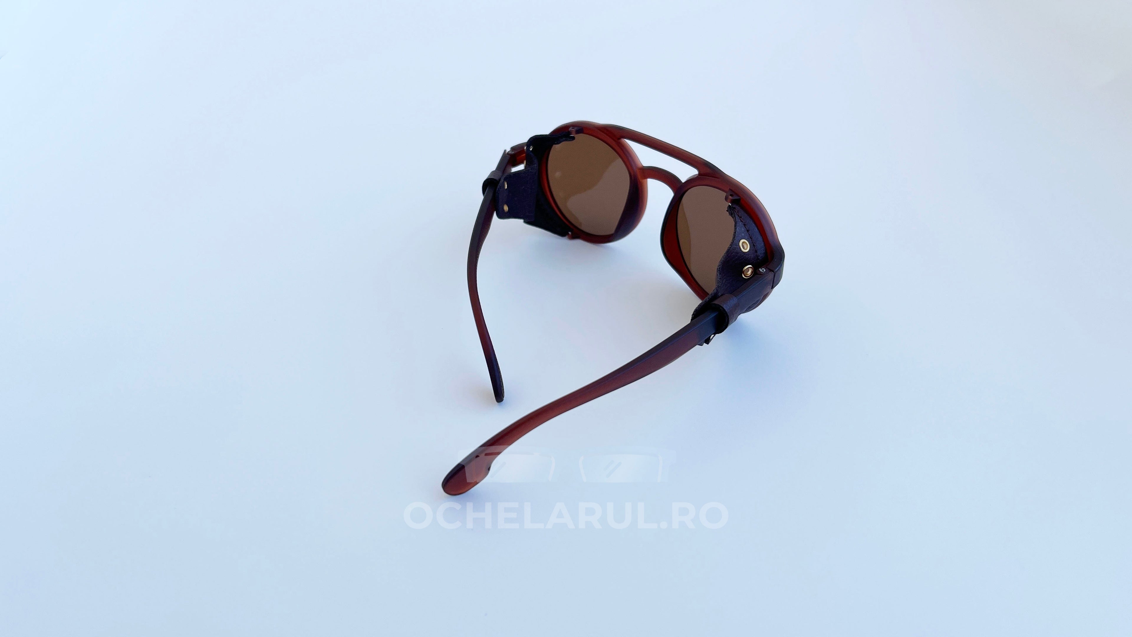 Ochelari de soare Steampunk Rotunzi cu rame maro și lentile maro, design distinctiv pentru bărbați.