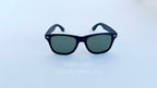 Ochelari de soare Wayfarer Polarizați cu rame negre mate și lentile verzi, design clasic pentru bărbați.