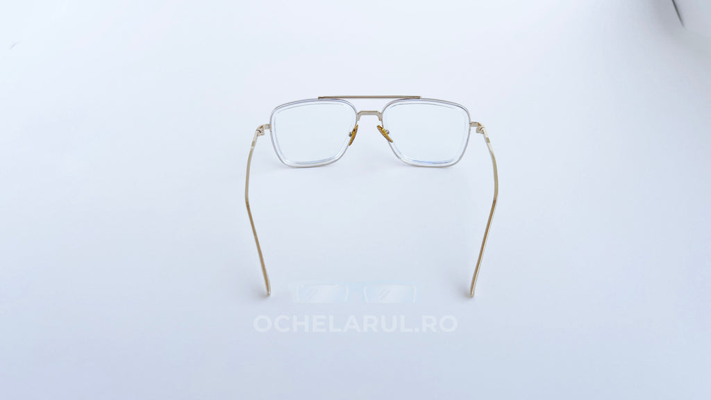 Ochelari Dita Flight Style cu rame aurii și lentile transparente, design modern și elegant pentru bărbați.