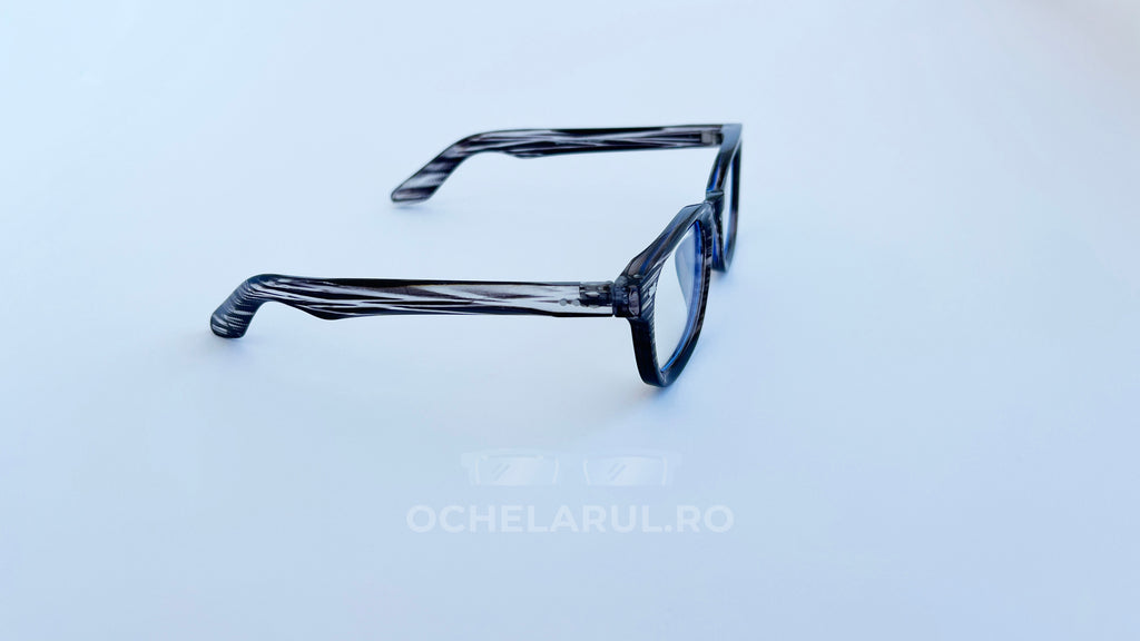 Rame ochelari Moscot Klutz Style gri cu dungi, design clasic unisex pentru ochelari de vedere cu lentile transparente.