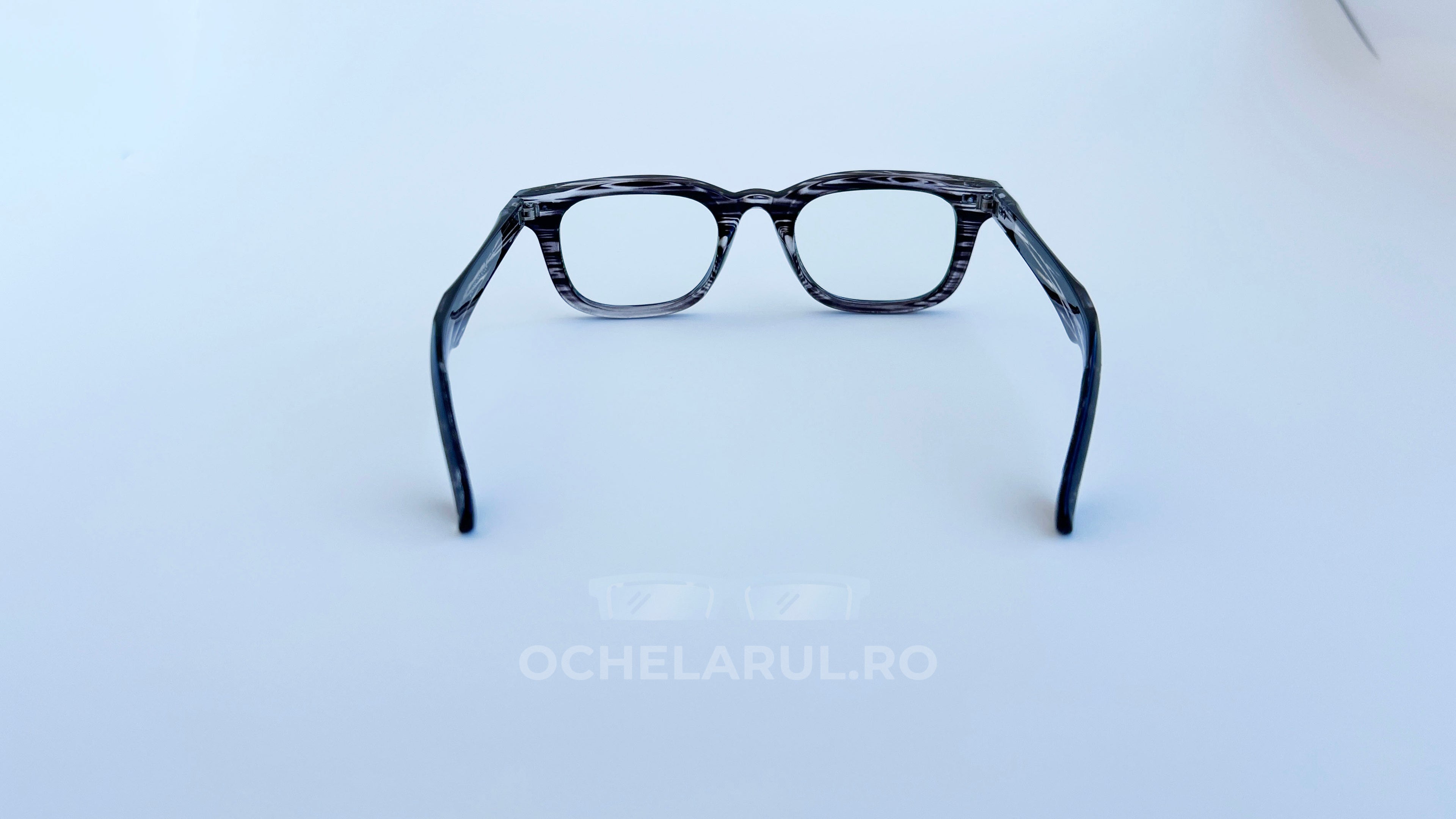 Rame ochelari Moscot Klutz Style cu model gri închis cu dungi, lentile transparente, unisex.