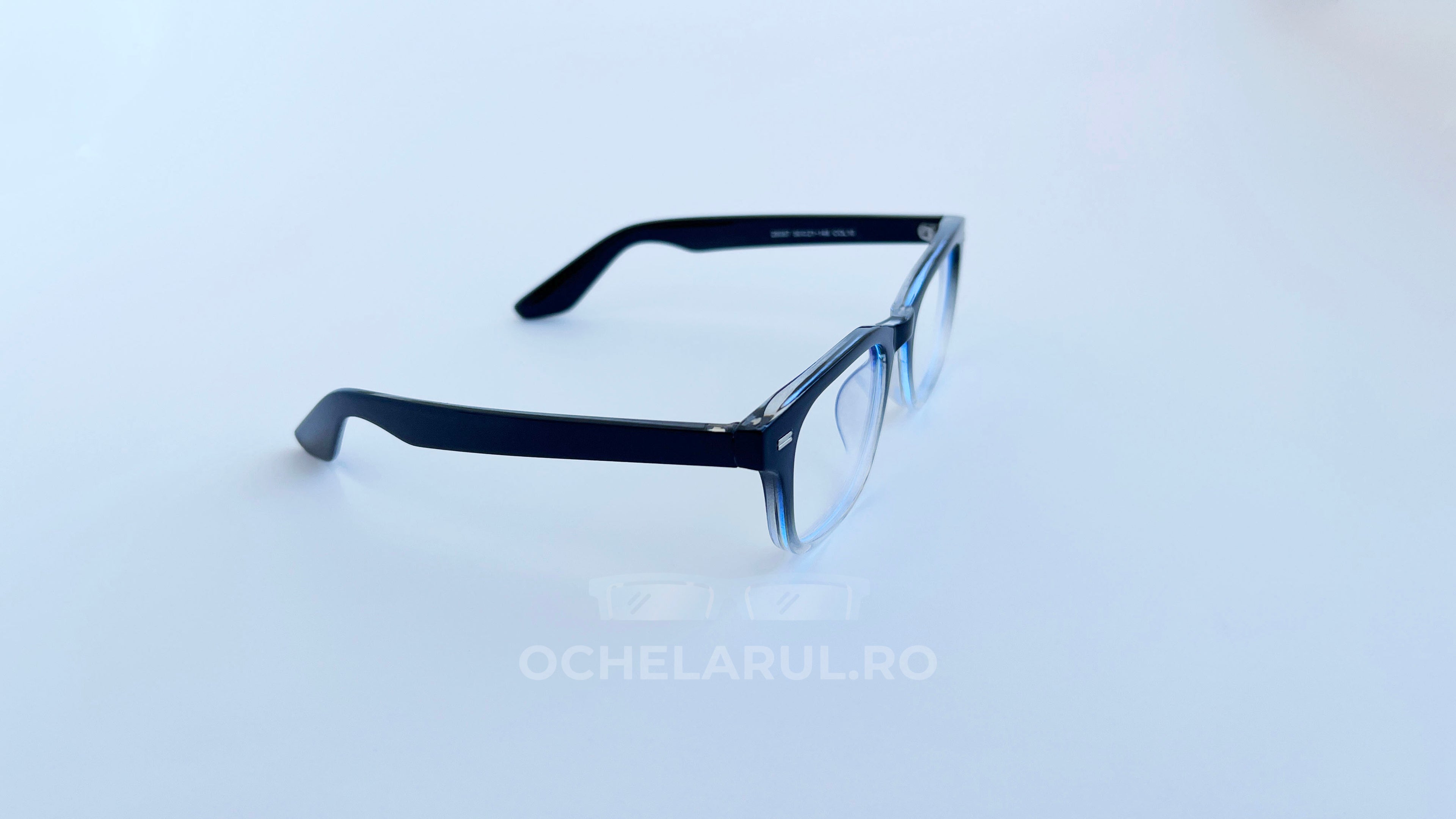 Rame ochelari Moscot Klutz Style negre cu efect degrade, lentile transparente și design modern pentru bărbați.