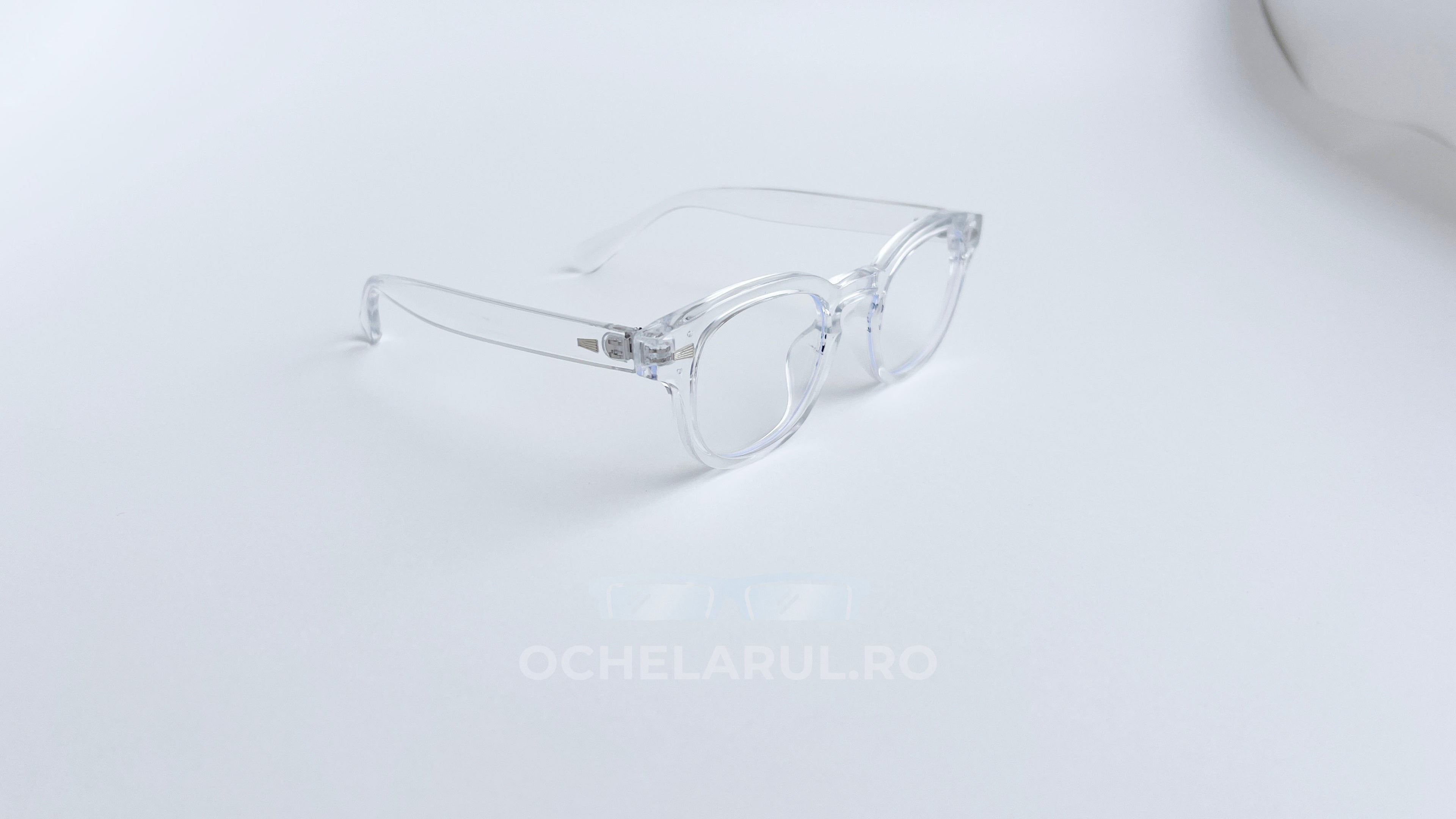 Rame ochelari Moscot Style transparente, cu design modern și lentile transparente, ideale pentru un look elegant și rafinat.
