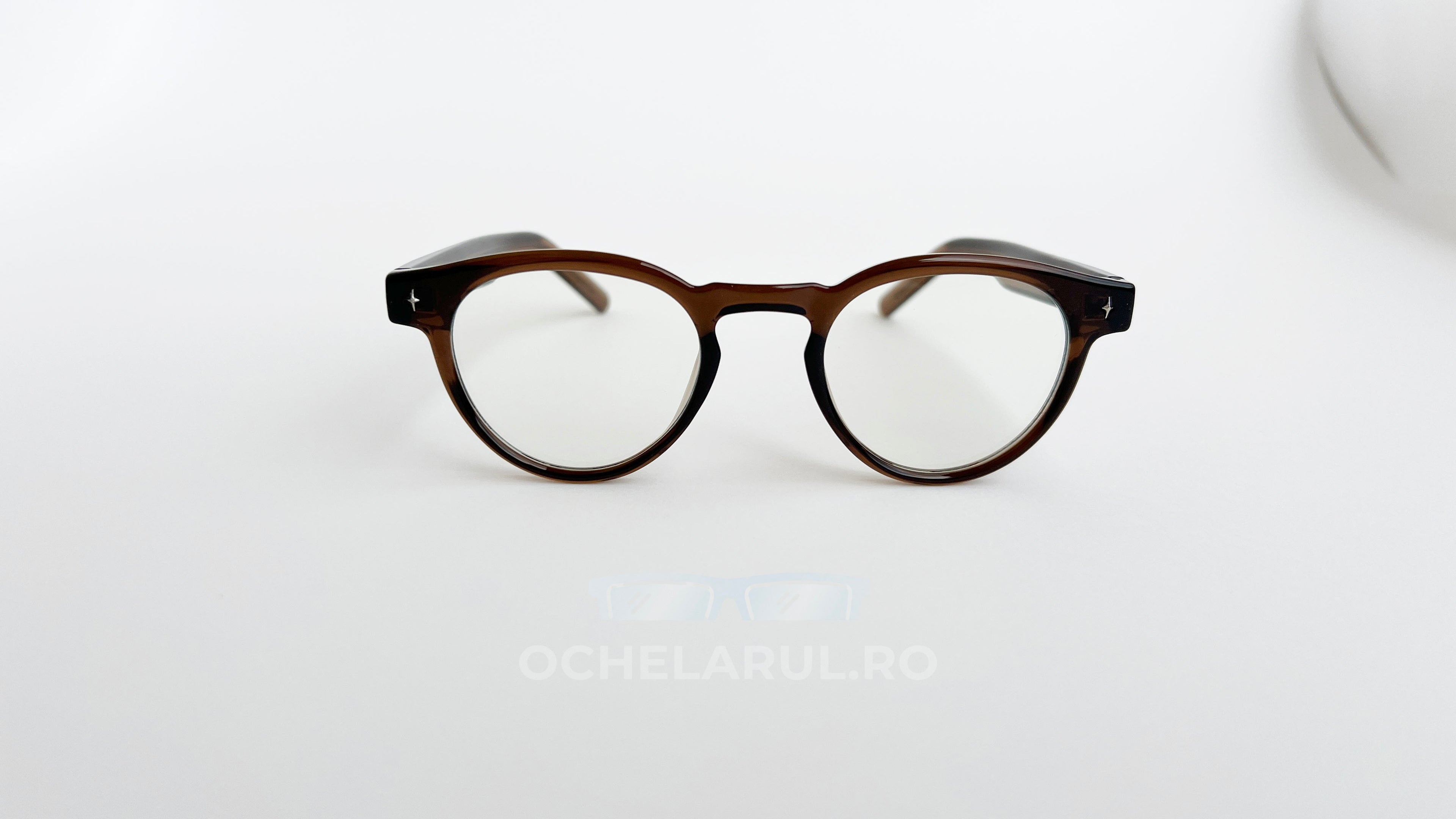 Rame ochelari Ovale Retro maro, cu lentile transparente, design clasic și elegant pentru ochelari de vedere.