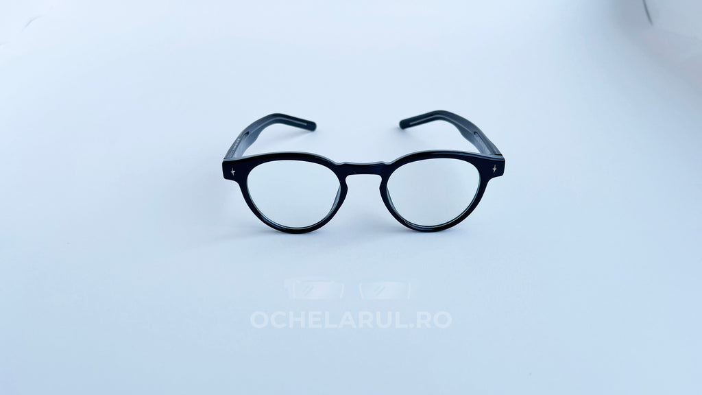 Rame ochelari Ovale Retro negre cu lentile transparente pentru un aspect vintage și elegant.