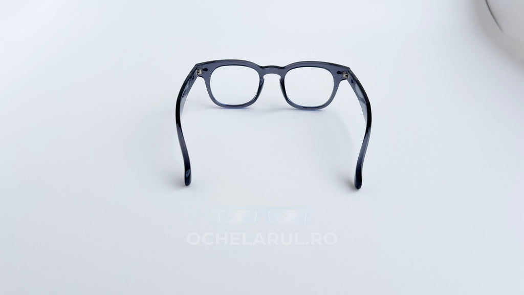 Rame ochelari Pătrate Moscot Style negre, parte a unei colecții elegante de rame ochelari cu lentile transparente.