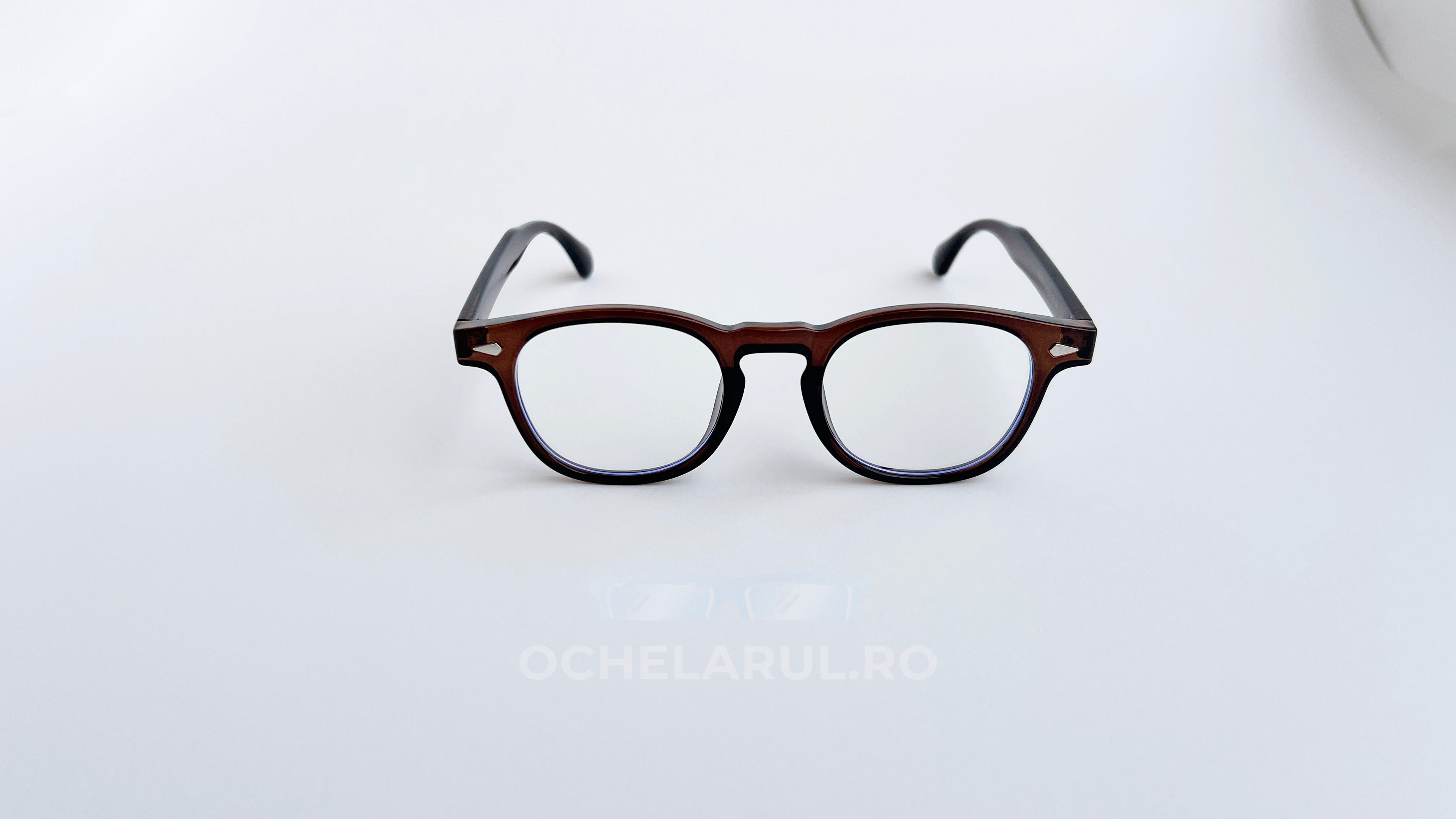 Rame ochelari Pătrate Moscot Style maro transparent, cu lentile clare și design clasic pentru ochelari de soare bărbați.