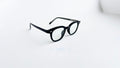 Rame ochelari Ovale Vintage negre, cu design vintage și lentile transparente, stil clasic și elegant.