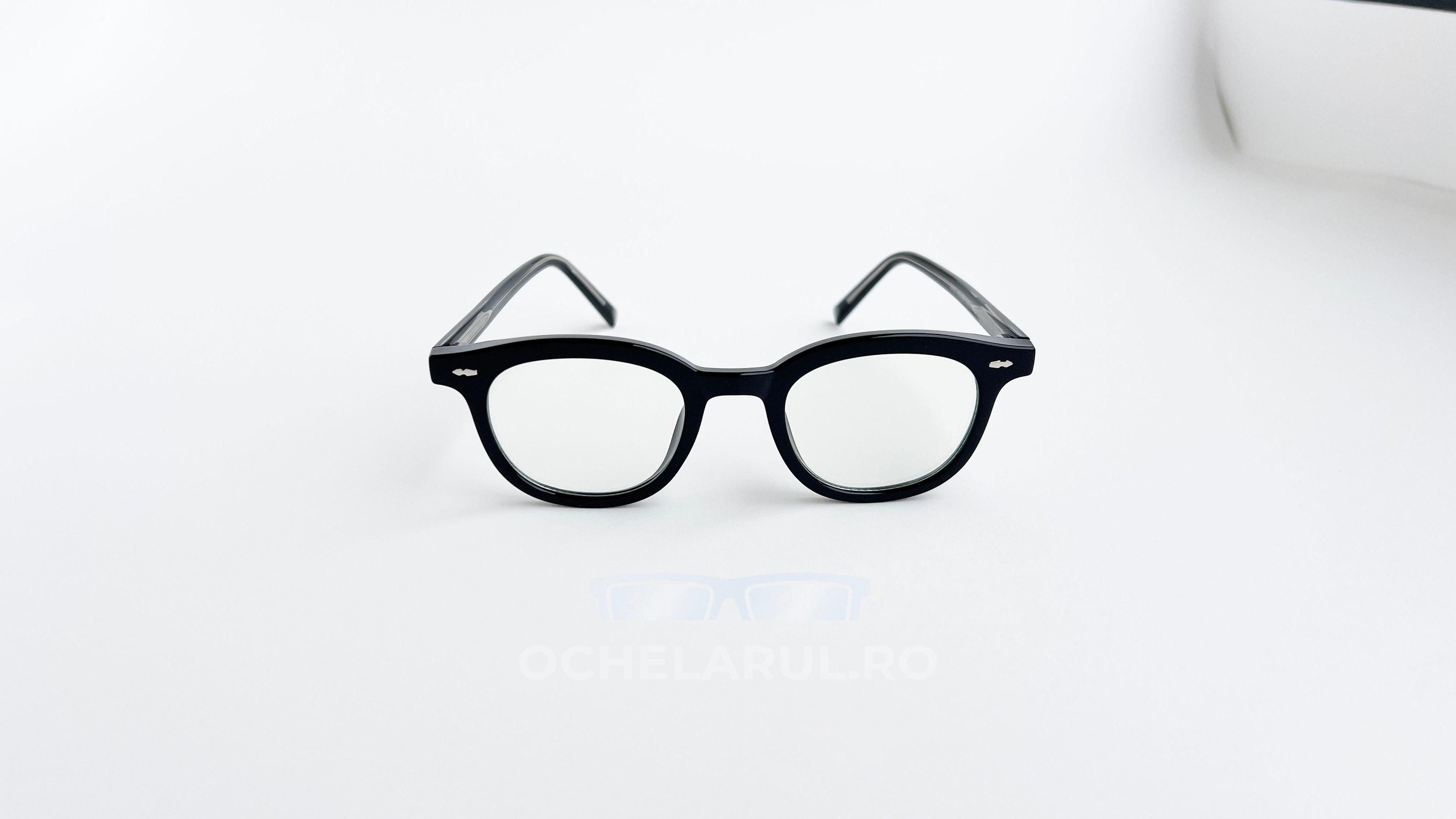 Rame ochelari Ovale Vintage negre, design clasic pentru ochelari cu lentile transparente, stil unisex.