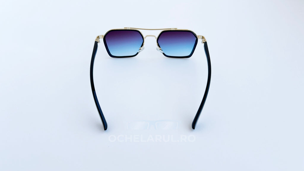 Ochelari cu Punte dublă cu rame aurii și negre și lentile albastre degrade, design modern de ochelari de soare pentru bărbati de la ochelarul.ro.